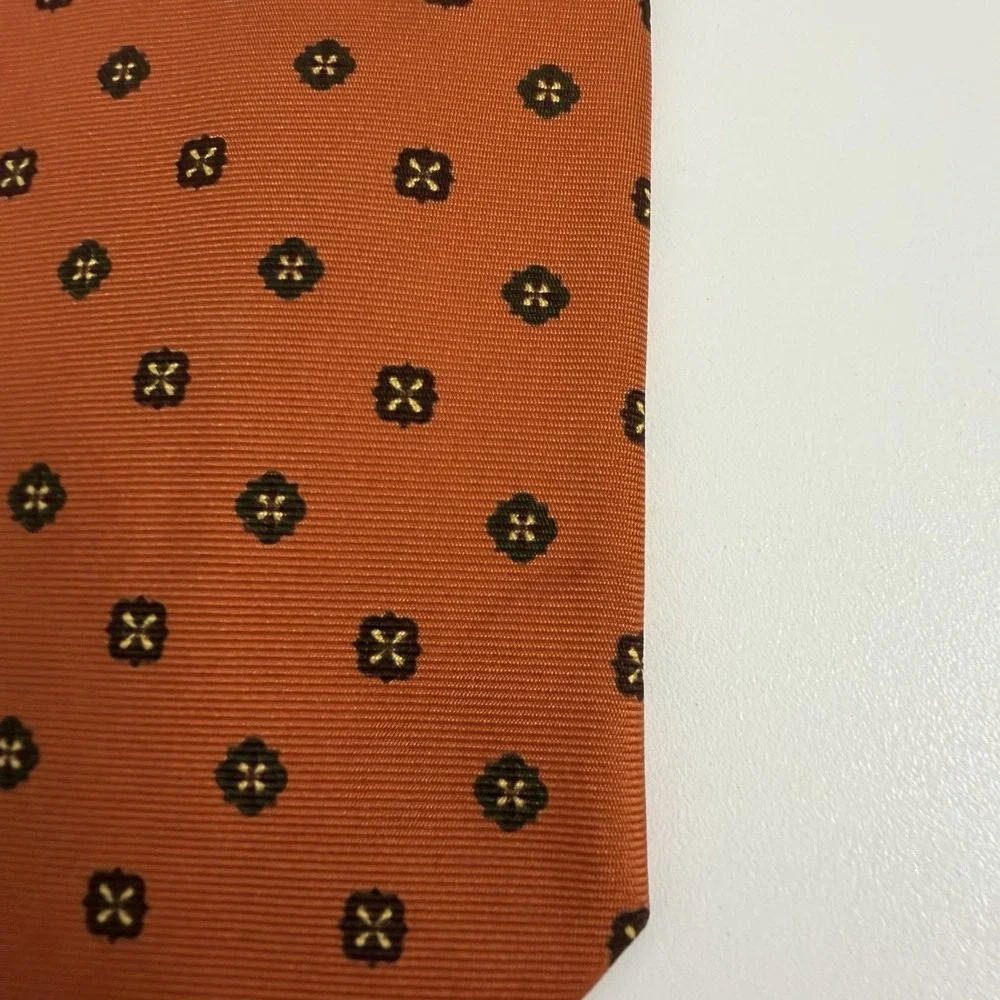 Burberry London Men's Tie Rust Orange Geometric Satin Silk 3.75